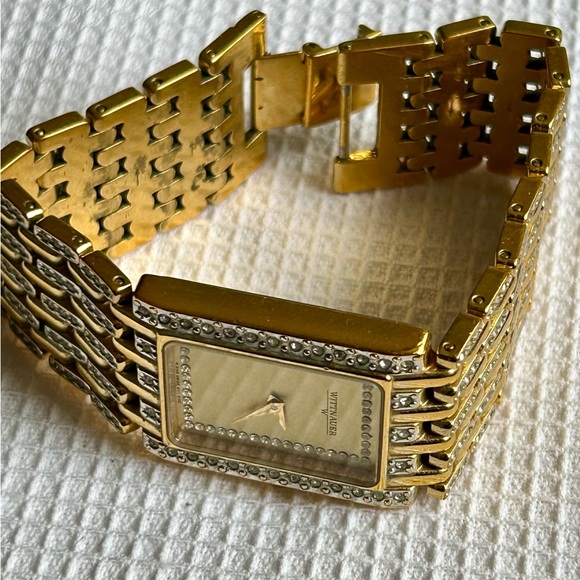 Wittnauer Women’s Swiss Watch with Swarovski and Diamond Accents - Picture 5 of 16